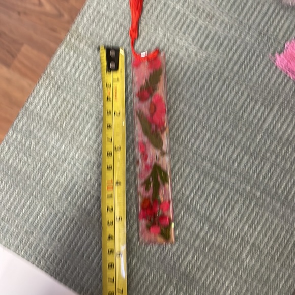 #97 Medium Size Floral Bookmark - Picture 8 of 17